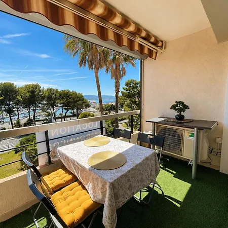 Terrasse Face A La Mer, Proche De Tout,climatise Au Calme Διαμέρισμα
