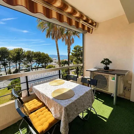 Διαμέρισμα Terrasse Face A La Mer, Proche De Tout,climatise Au Calme *